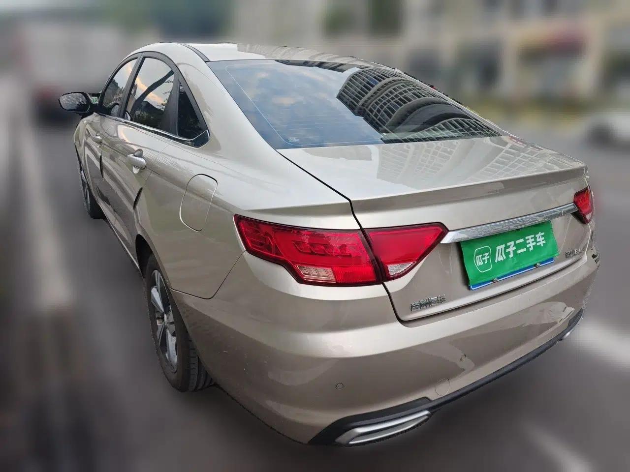 Geely Auto Emgrand GL 2018 1.8L DCT Elite Smart Connectivity Version — миниатюра 4