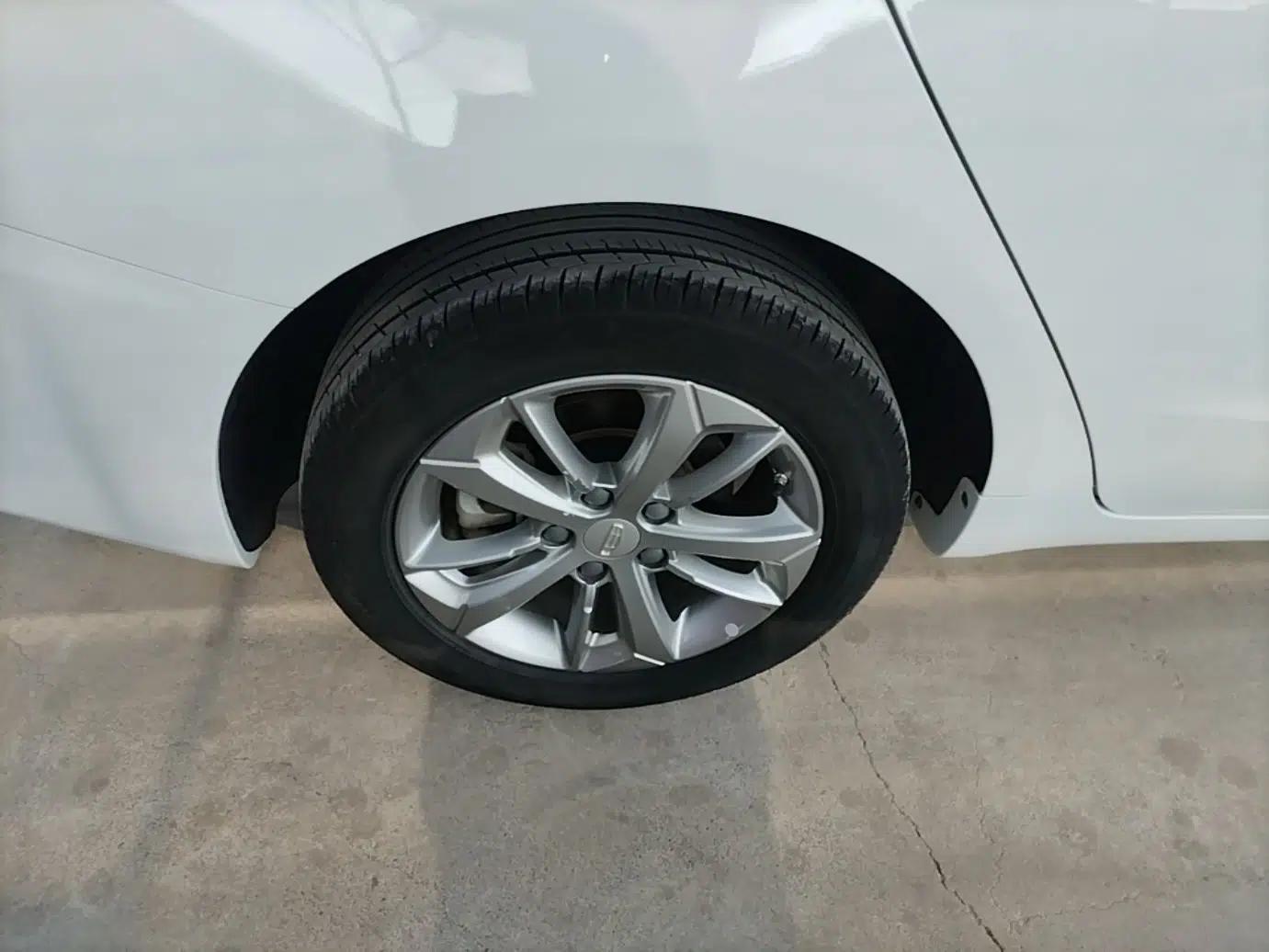 Geely Auto Emgrand GL 2020 1.4T CVT Luxury Model — миниатюра 11
