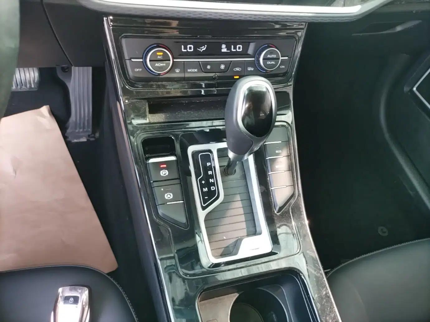 Geely Auto Emgrand GL 2020 1.4T CVT Luxury Model — миниатюра 21