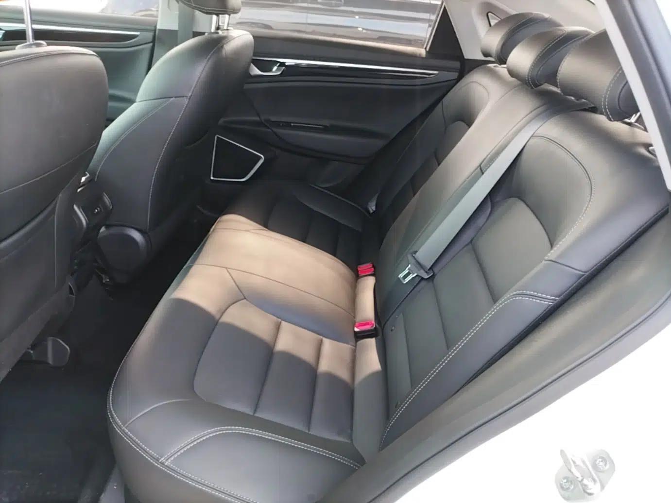 Geely Auto Emgrand GL 2020 1.4T CVT Luxury Model — миниатюра 25