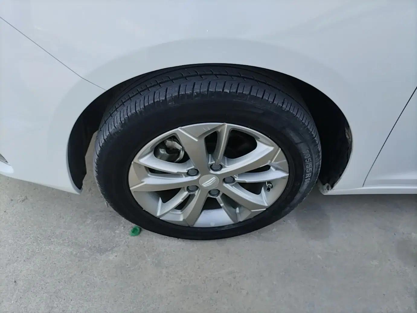 Geely Auto Emgrand GL 2020 1.4T CVT Luxury Model — миниатюра 10