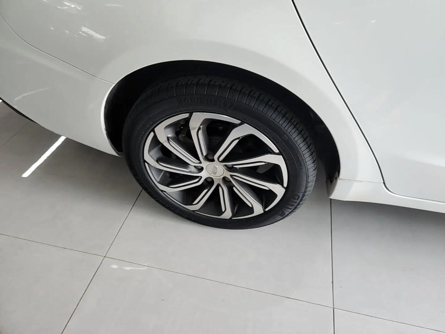 Geely Auto Emgrand GL 2020 1.4T CVT Luxury Edition — миниатюра 11