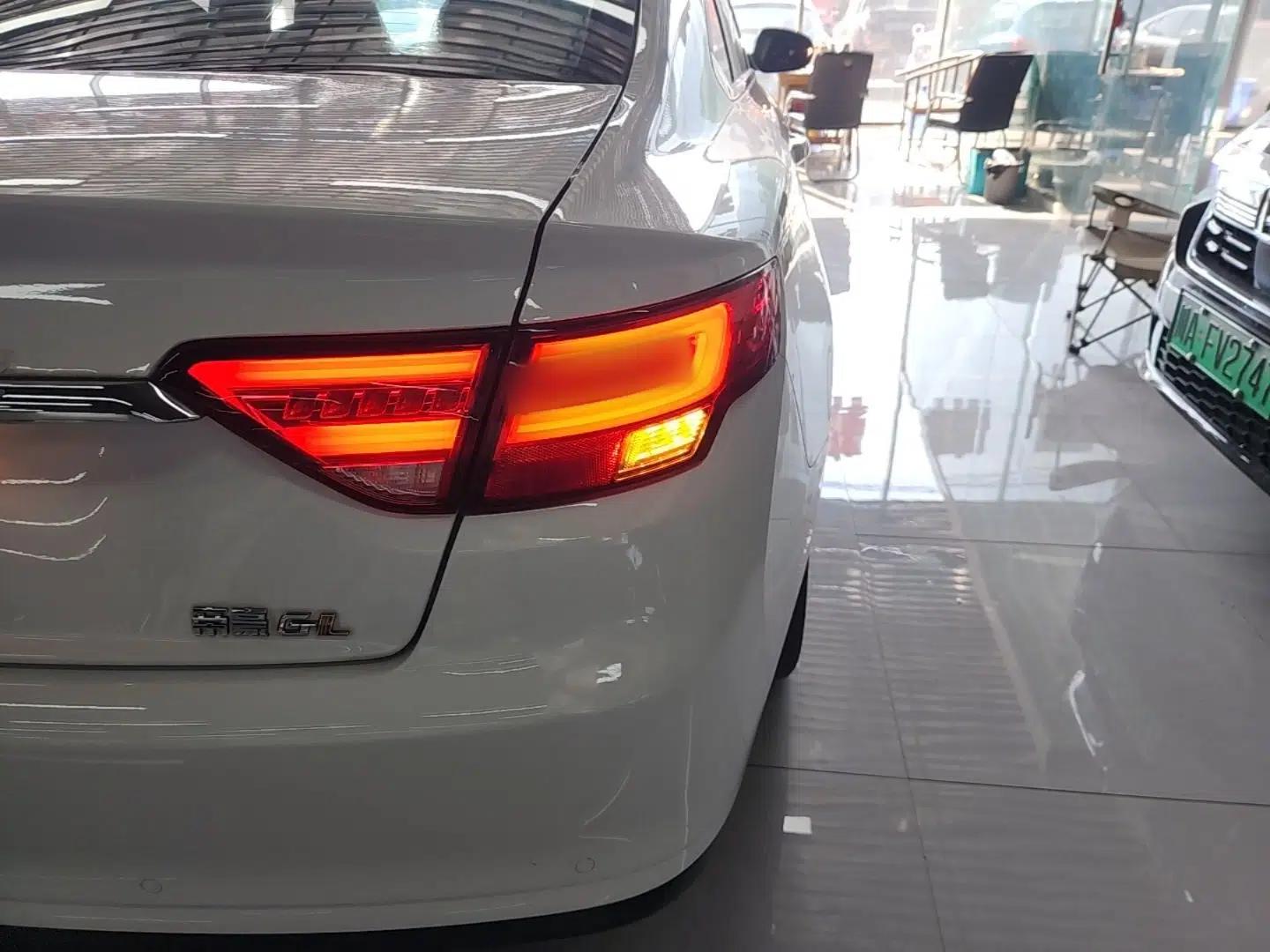 Geely Auto Emgrand GL 2020 1.4T CVT Luxury Edition — миниатюра 9