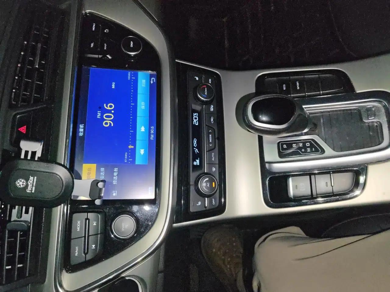 Geely Auto Emgrand GL 2017 1.3T DCT Luxury Model — миниатюра 13