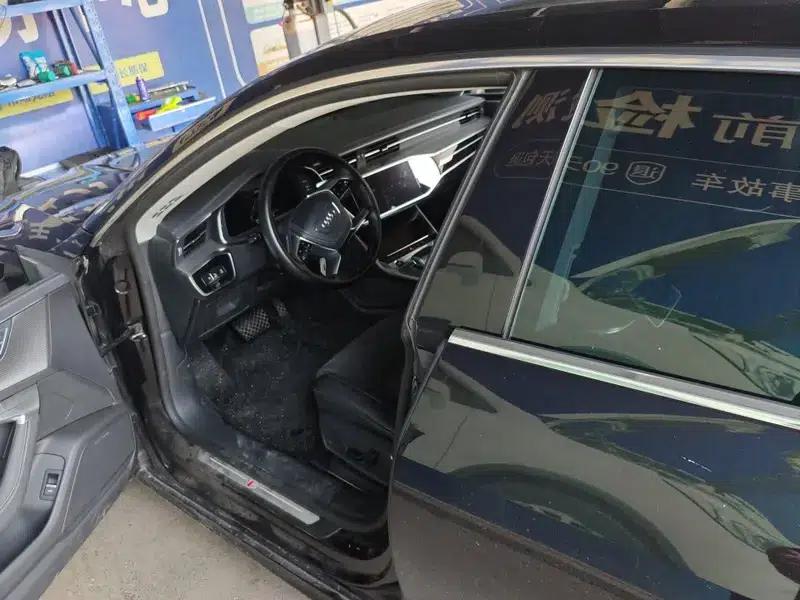 Audi A7L 2024 45 TFSI quattro S-line High-End Black Package — миниатюра 7