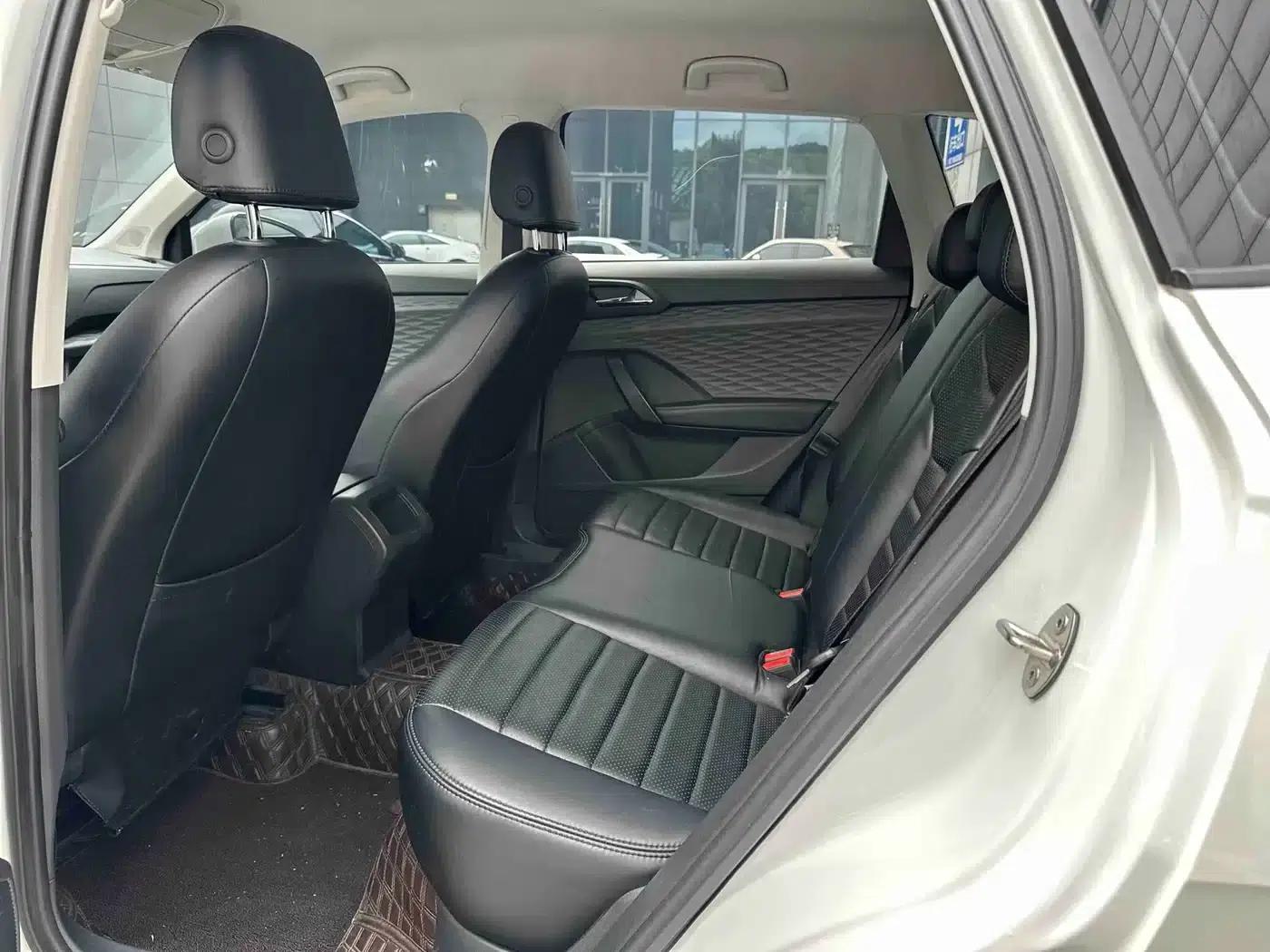 Tharu 2022 280TSI 2WD Comfort Edition — миниатюра 4