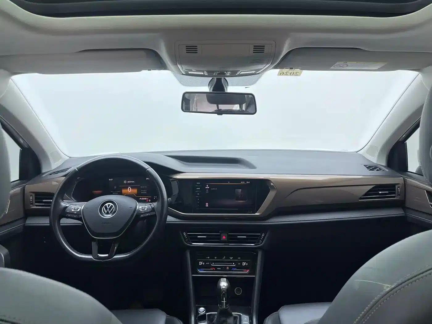 Tharu 2022 280TSI 2WD Comfort Edition — миниатюра 11