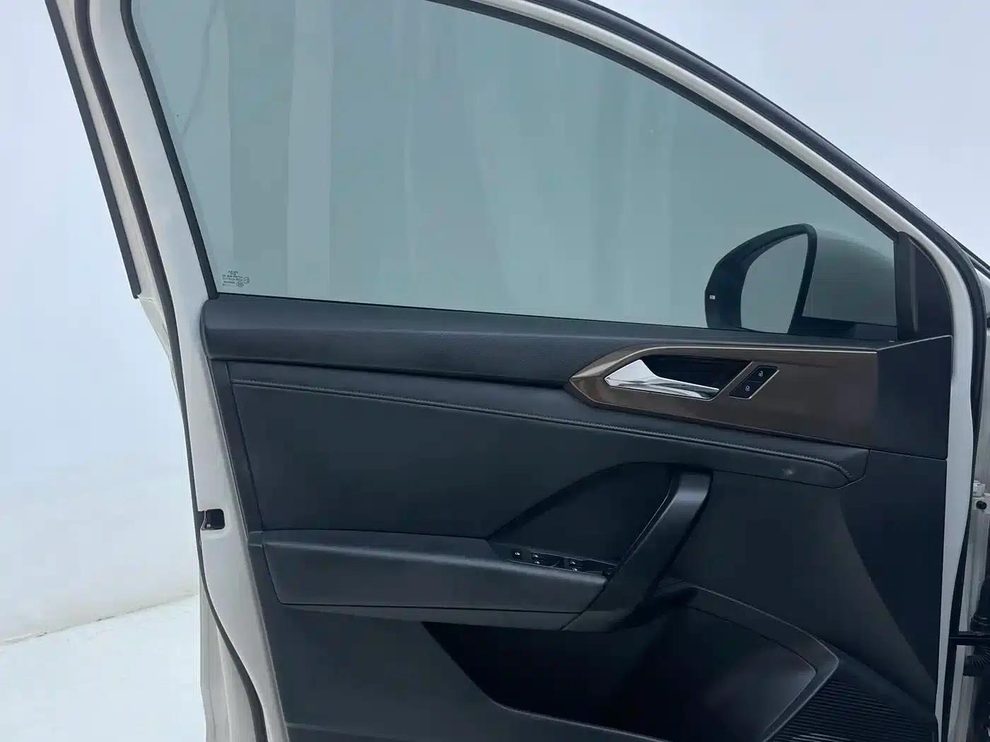 Tharu 2022 280TSI 2WD Comfort Edition — миниатюра 14
