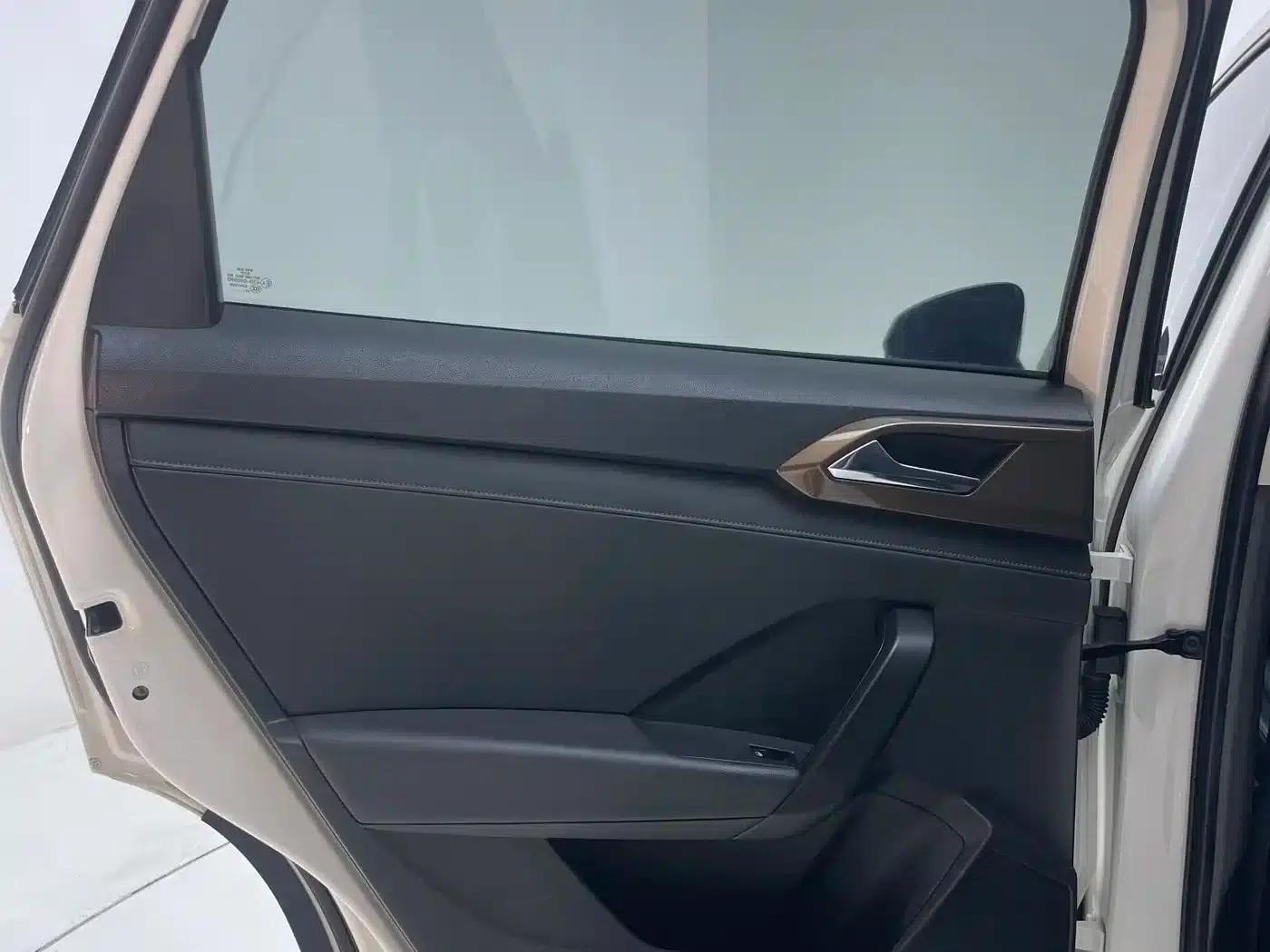 Tharu 2022 280TSI 2WD Comfort Edition — миниатюра 15