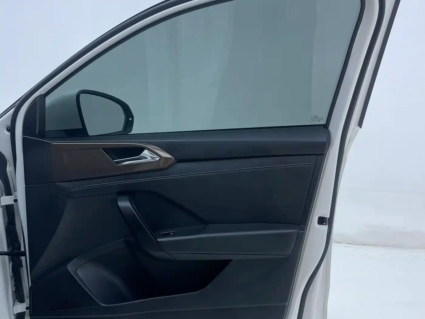 Tharu 2022 280TSI 2WD Comfort Edition — миниатюра 23