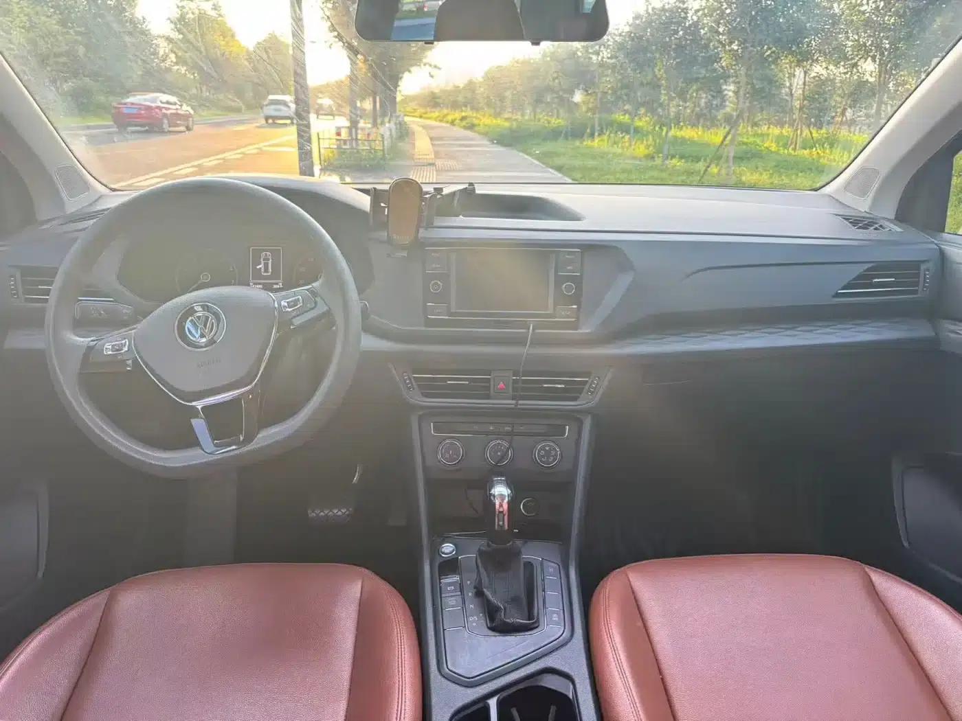 Tharu 2020 280TSI 2WD Fashion Edition (China VI Emission Standard) — миниатюра 6