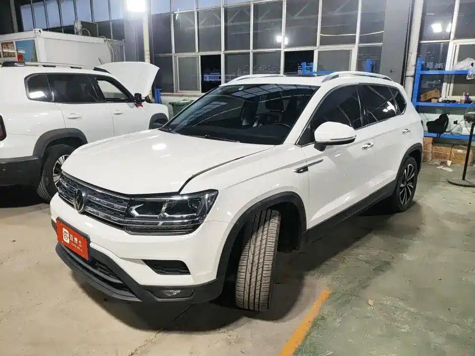 Tharu 2022 280TSI 2WD Luxury Edition — миниатюра 1