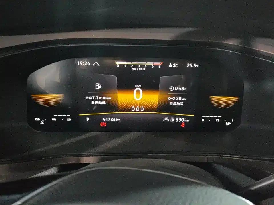 Tharu 2022 280TSI 2WD Luxury Edition — миниатюра 5