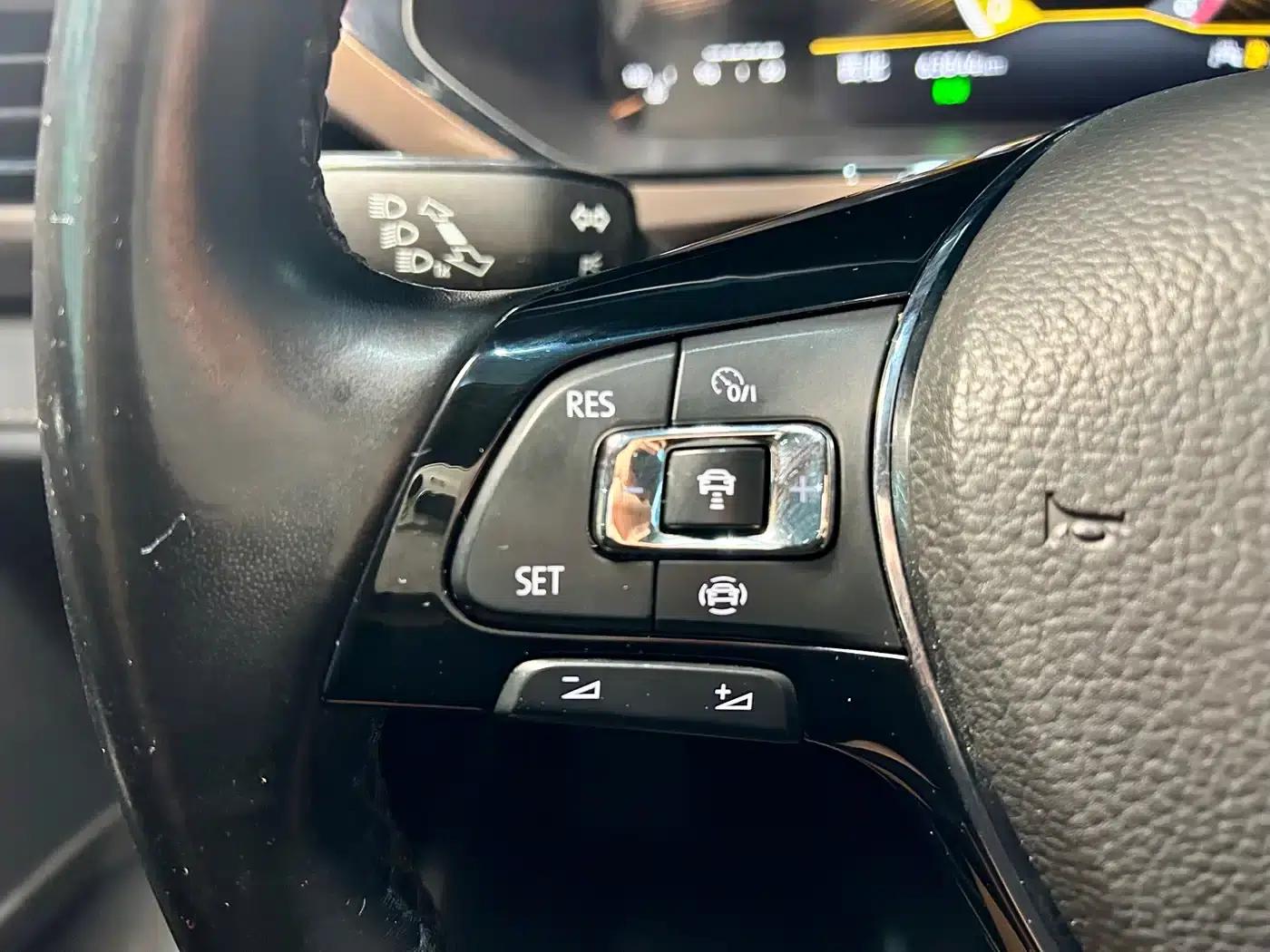 Tharu 2022 280TSI 2WD Luxury Edition — миниатюра 12