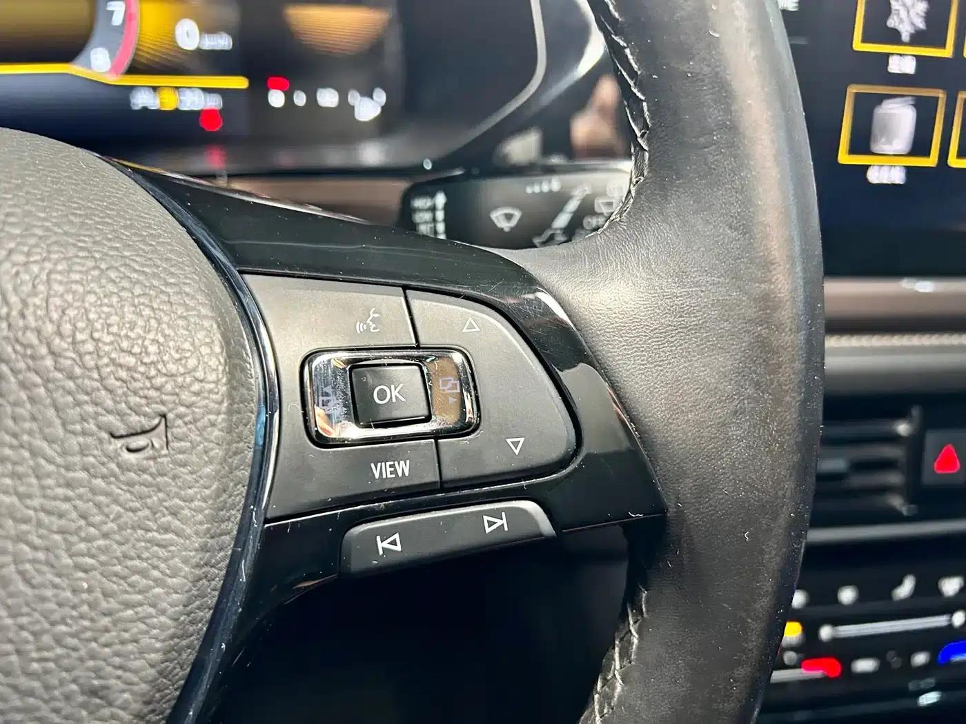 Tharu 2022 280TSI 2WD Luxury Edition — миниатюра 13