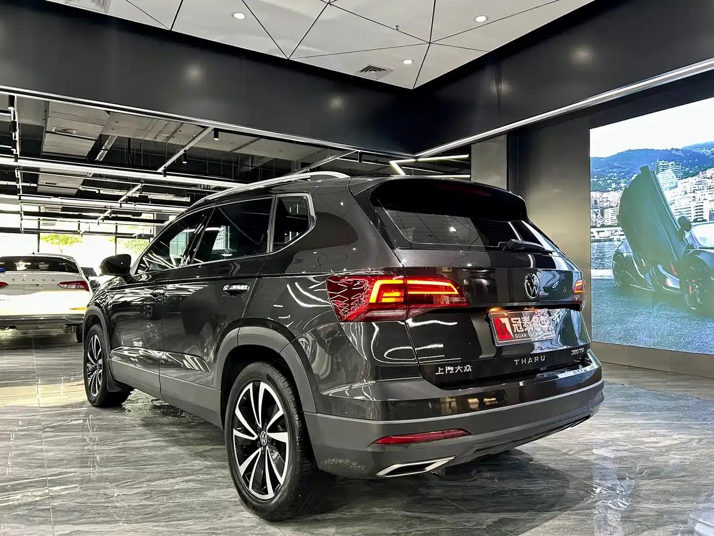 Tharu 2022 280TSI 2WD Luxury Edition — миниатюра 7
