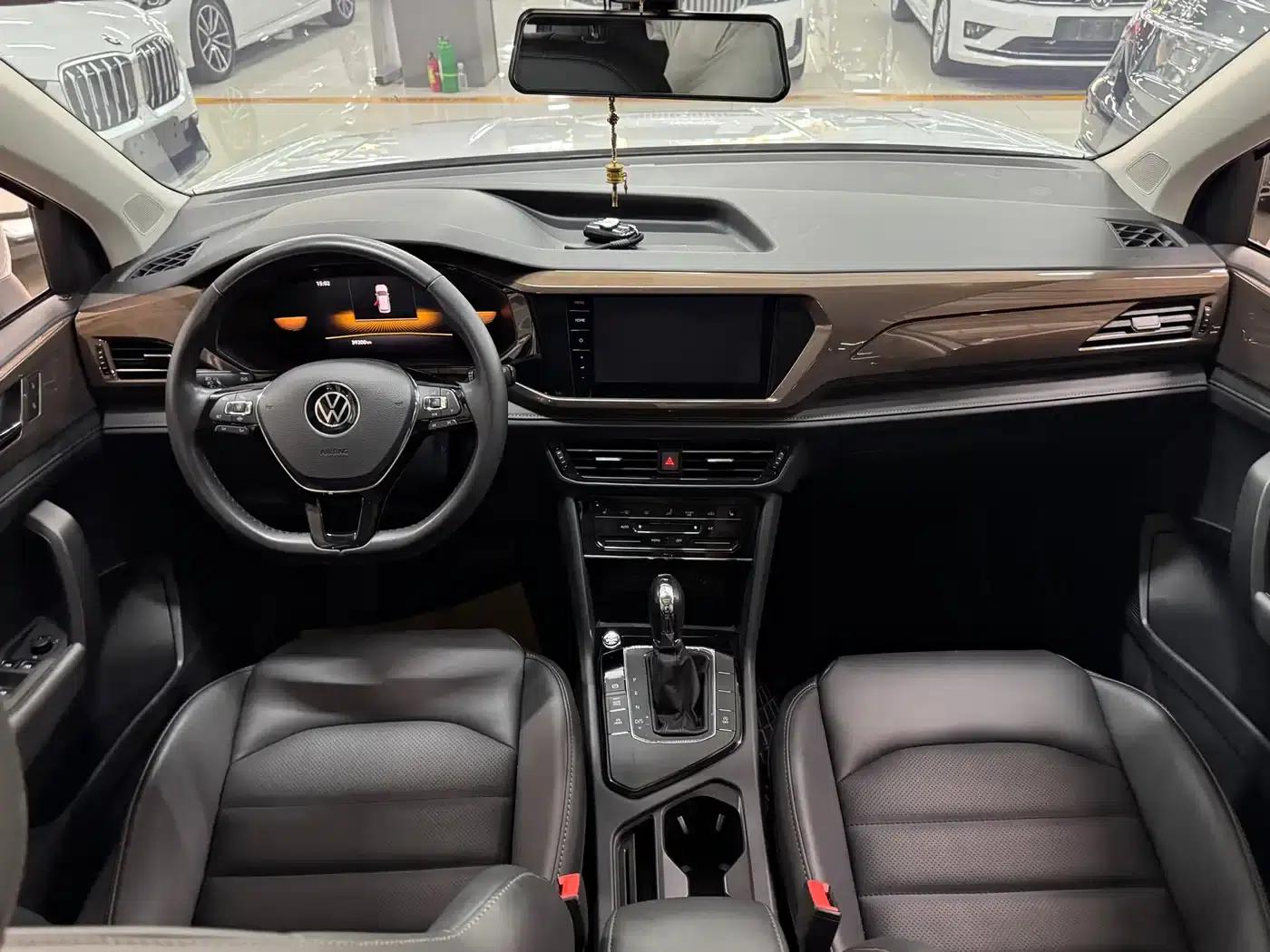 Tharu 2022 280TSI 2WD Luxury Edition — миниатюра 7