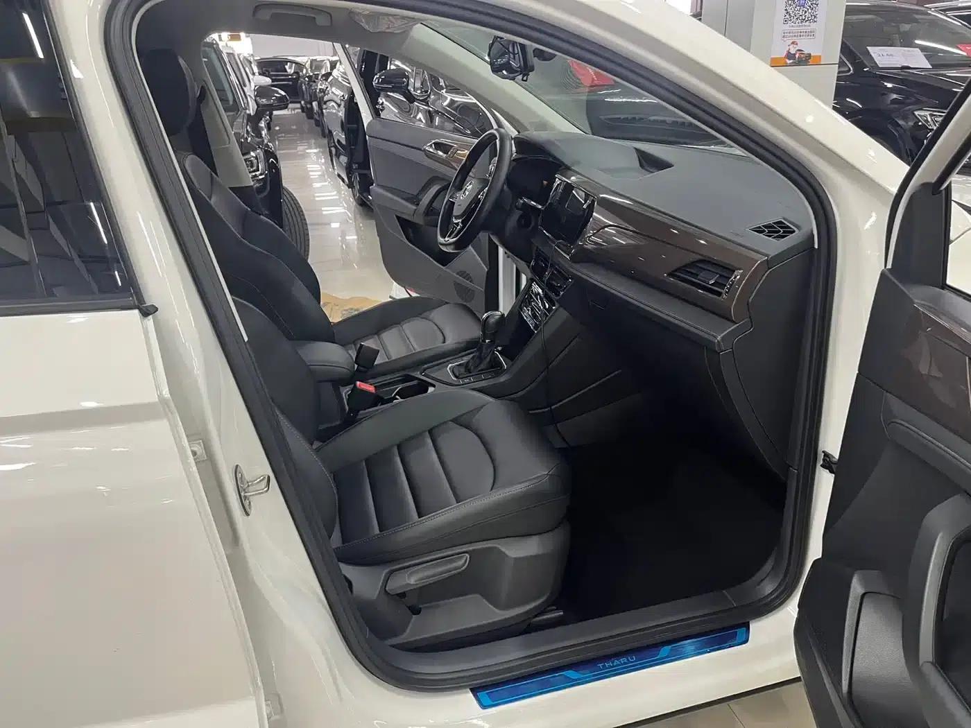 Tharu 2022 280TSI 2WD Comfort Edition — миниатюра 12