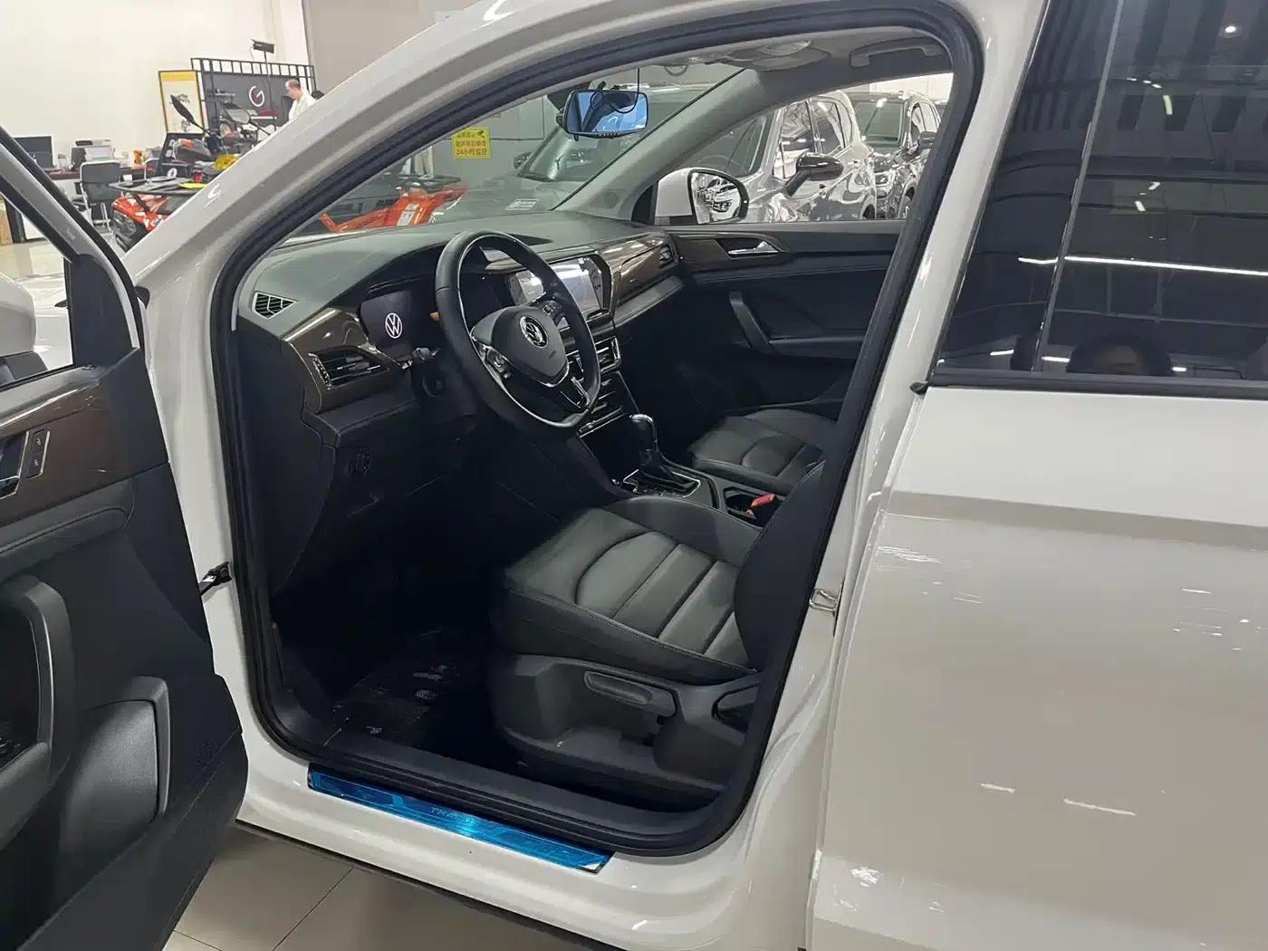 Tharu 2022 280TSI 2WD Comfort Edition — миниатюра 7
