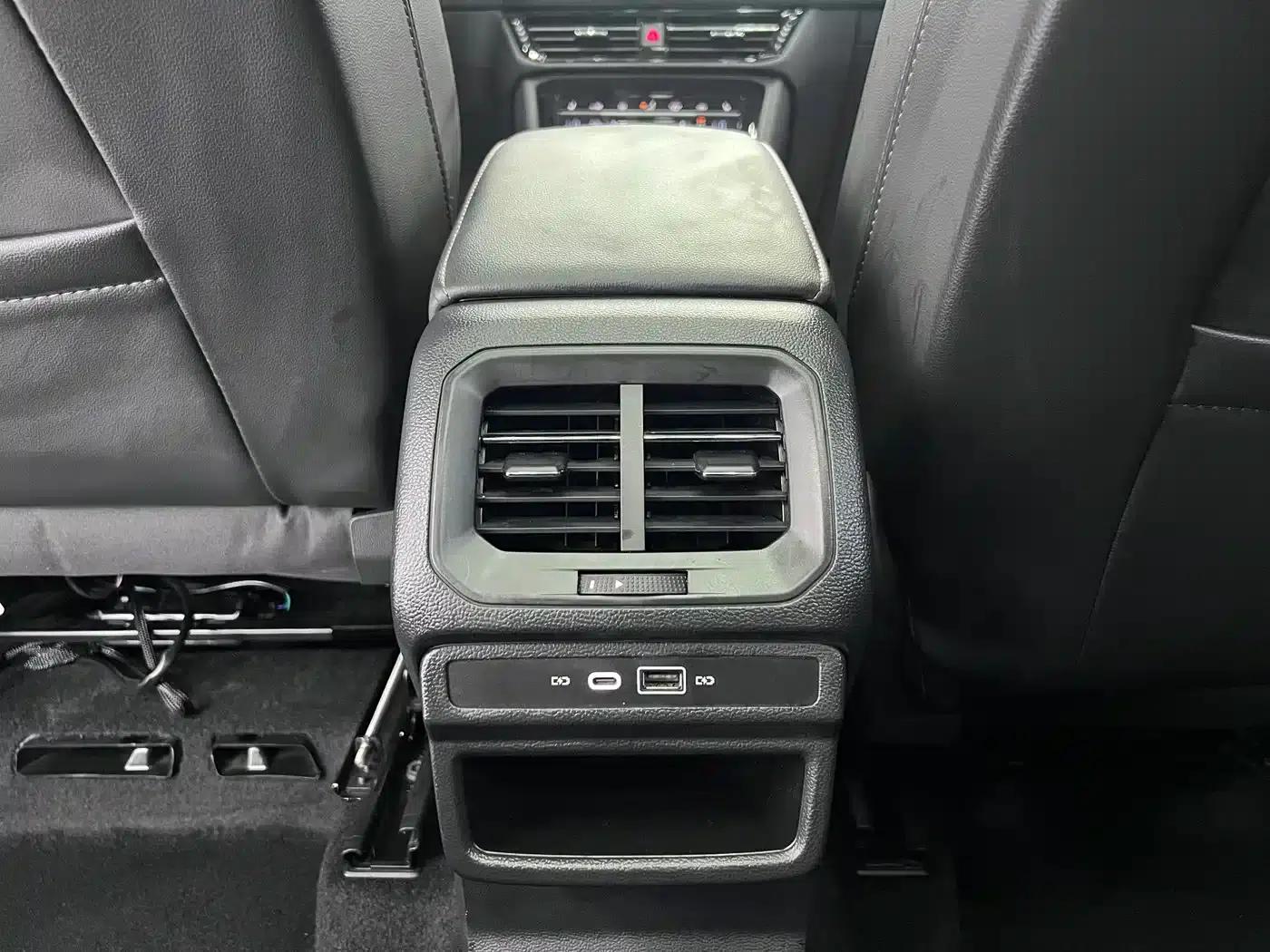 Tharu 2022 280TSI 2WD Luxury Edition — миниатюра 14
