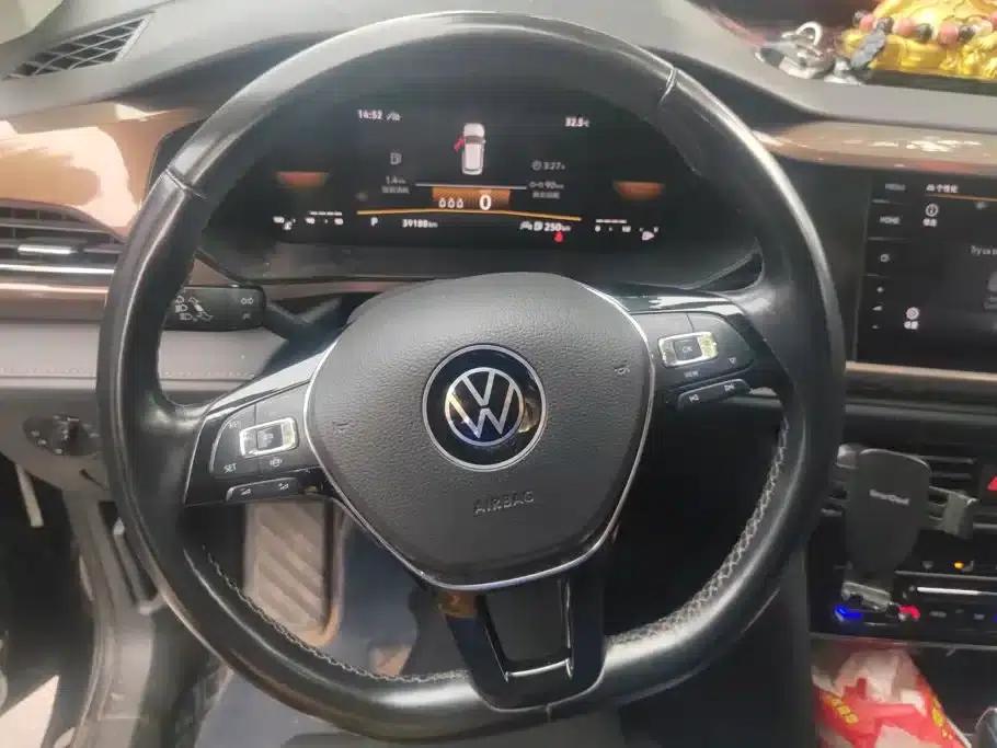 Tharu 2022 280TSI 2WD Luxury Edition — миниатюра 15