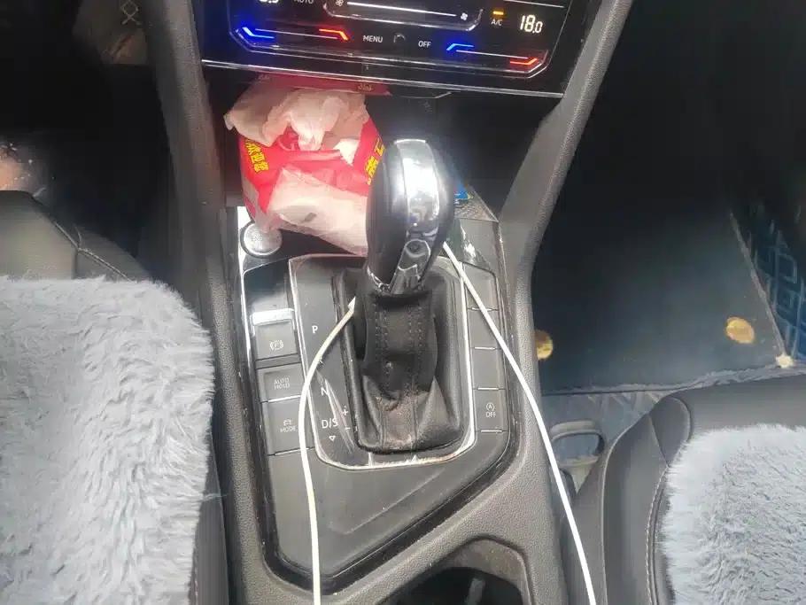 Tharu 2022 280TSI 2WD Luxury Edition — миниатюра 16