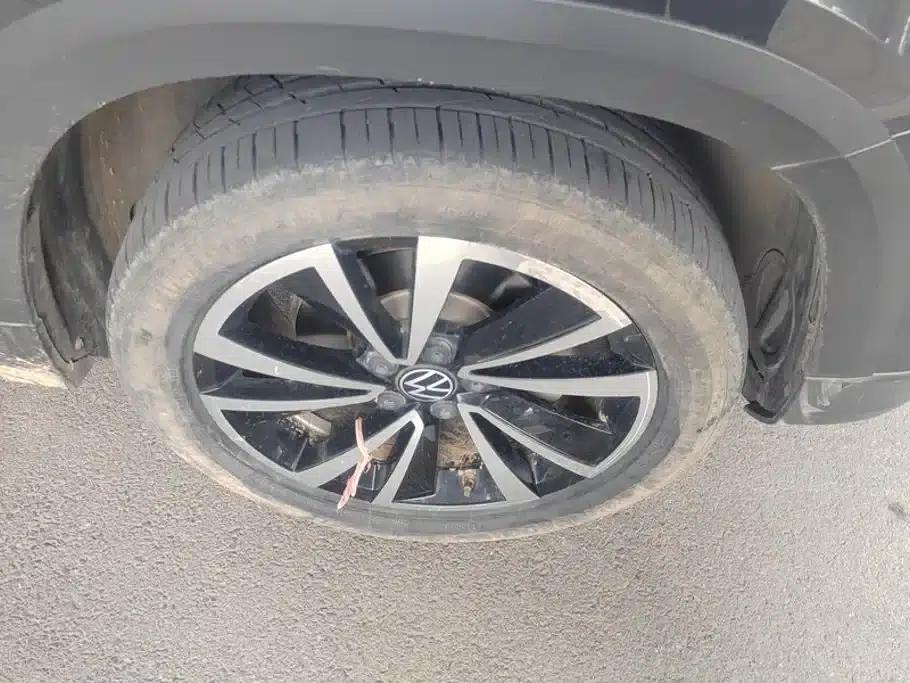 Tharu 2022 280TSI 2WD Luxury Edition — миниатюра 6