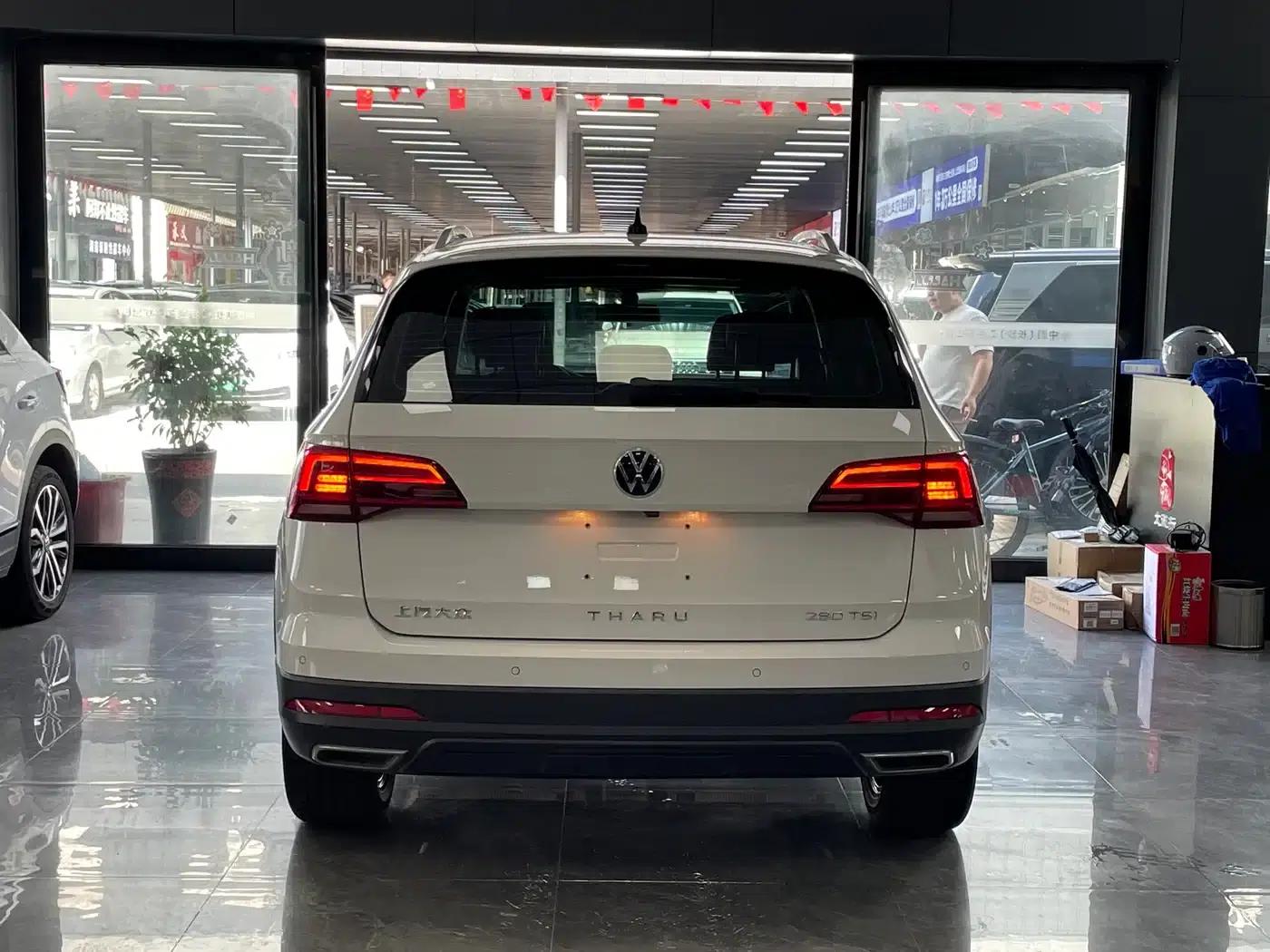 Tharu 2022 280TSI 2WD Luxury Edition — миниатюра 16