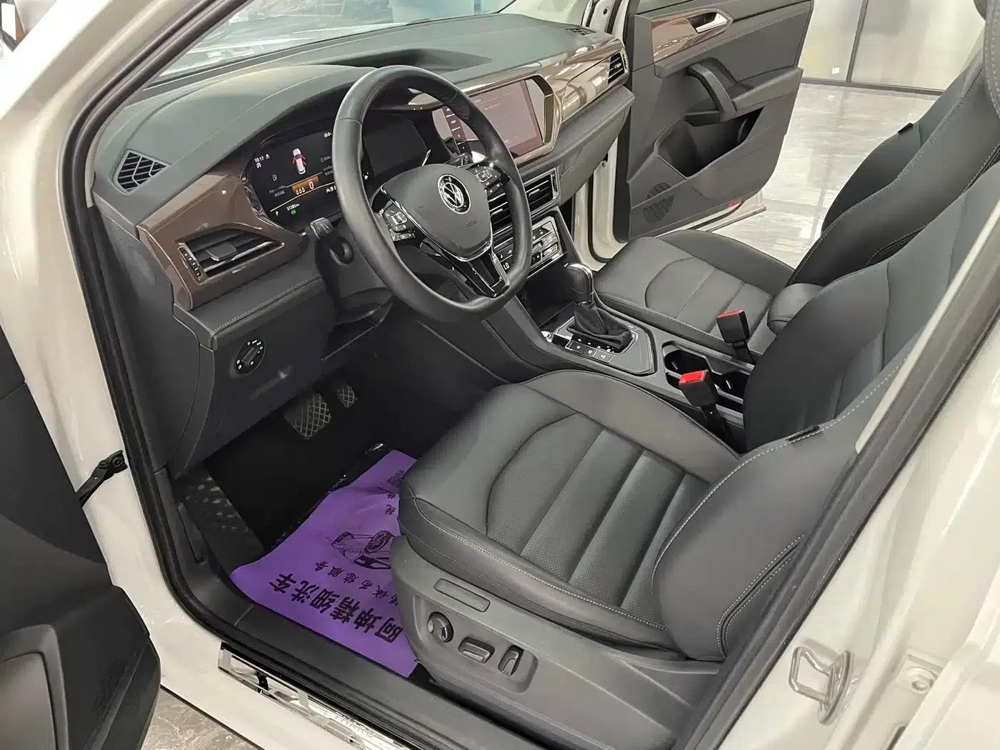 Tharu 2022 280TSI 2WD Luxury Edition — миниатюра 5