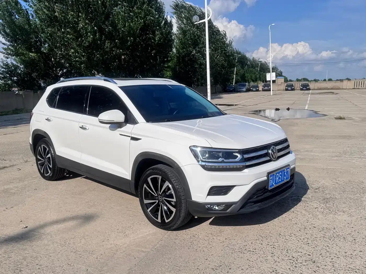 Tharu 2022 280TSI 2WD Luxury Edition — миниатюра 3