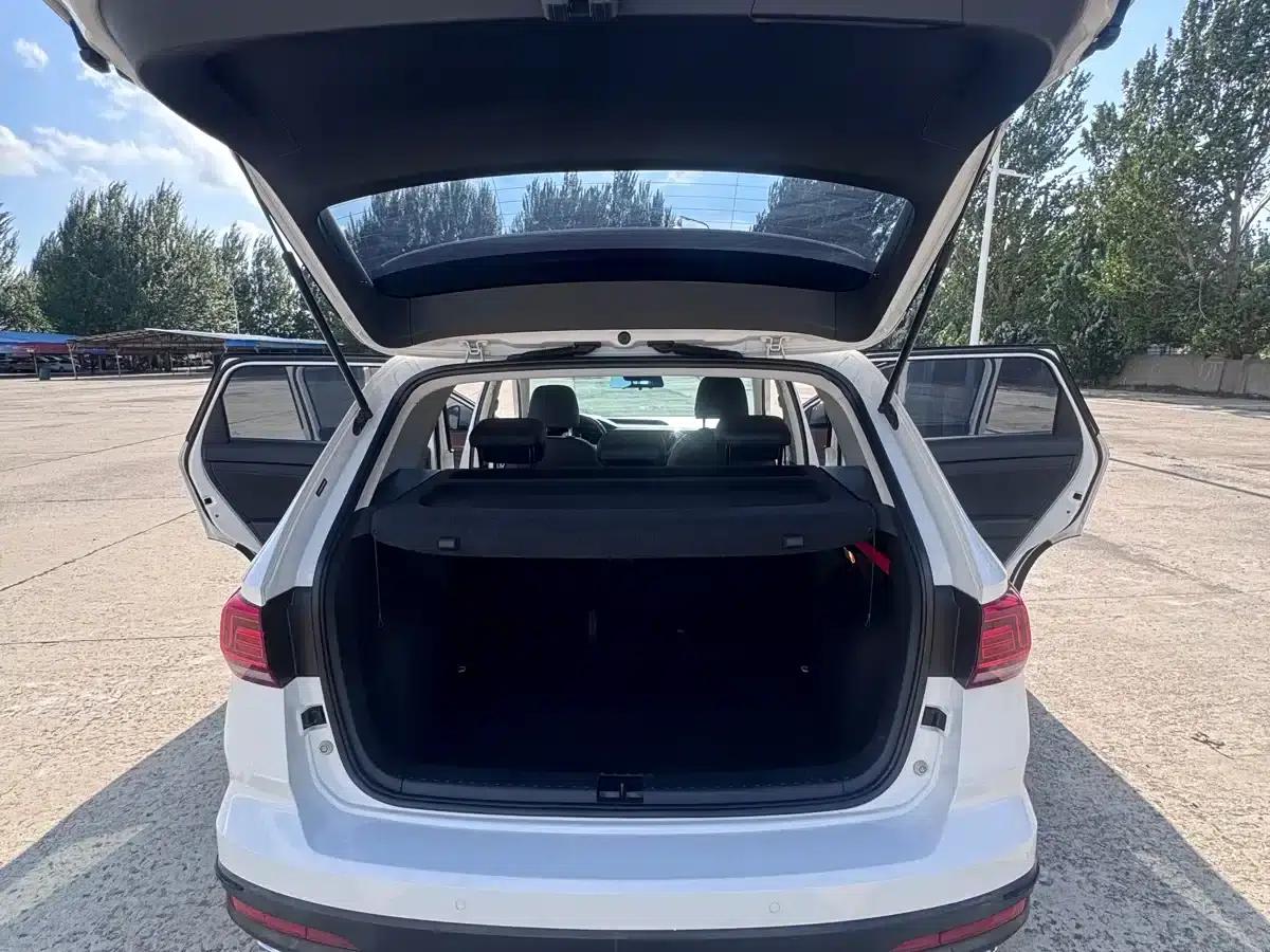 Tharu 2022 280TSI 2WD Luxury Edition — миниатюра 9