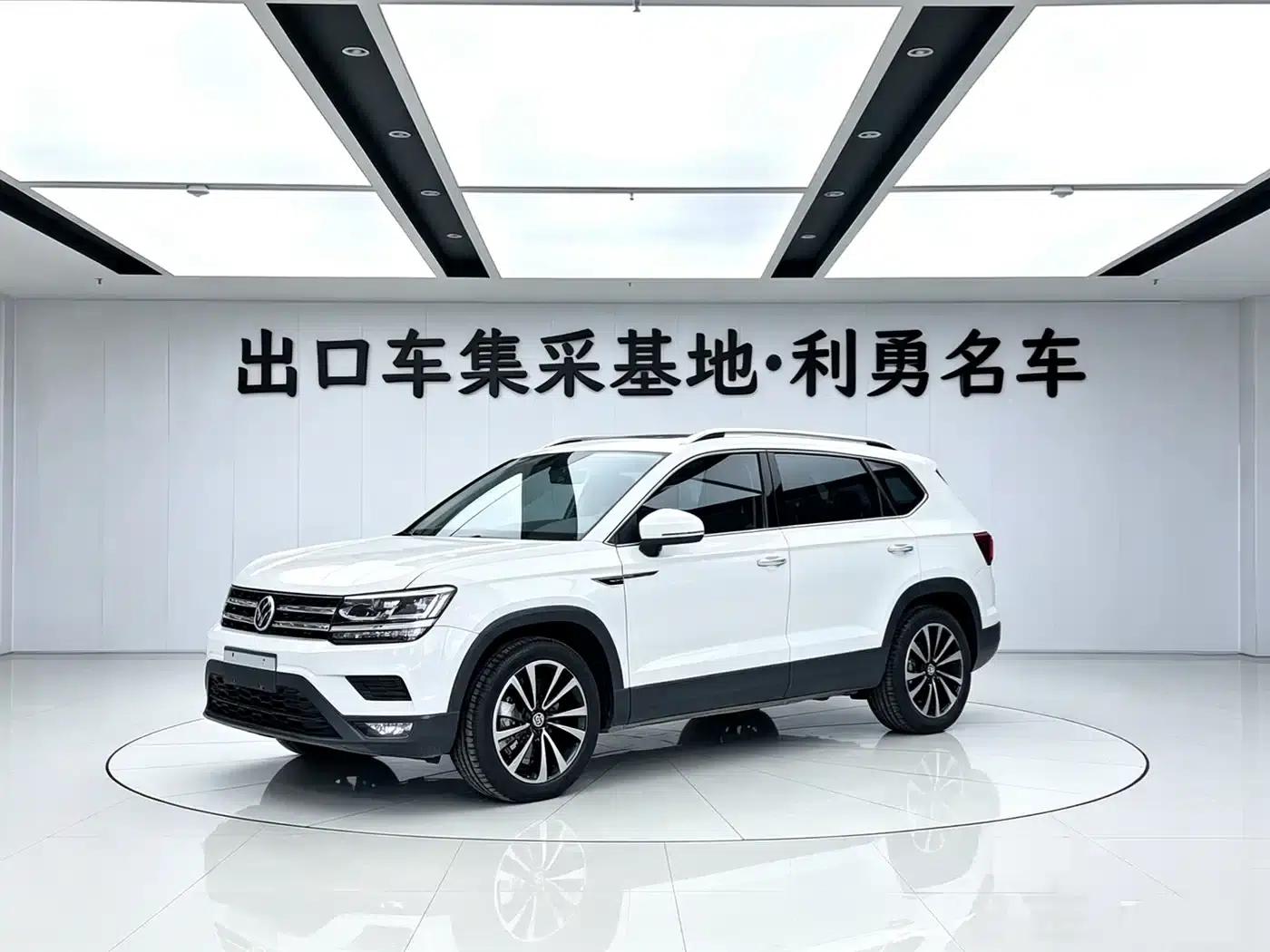 Tharu 2022 280TSI 2WD Luxury Edition — миниатюра 1