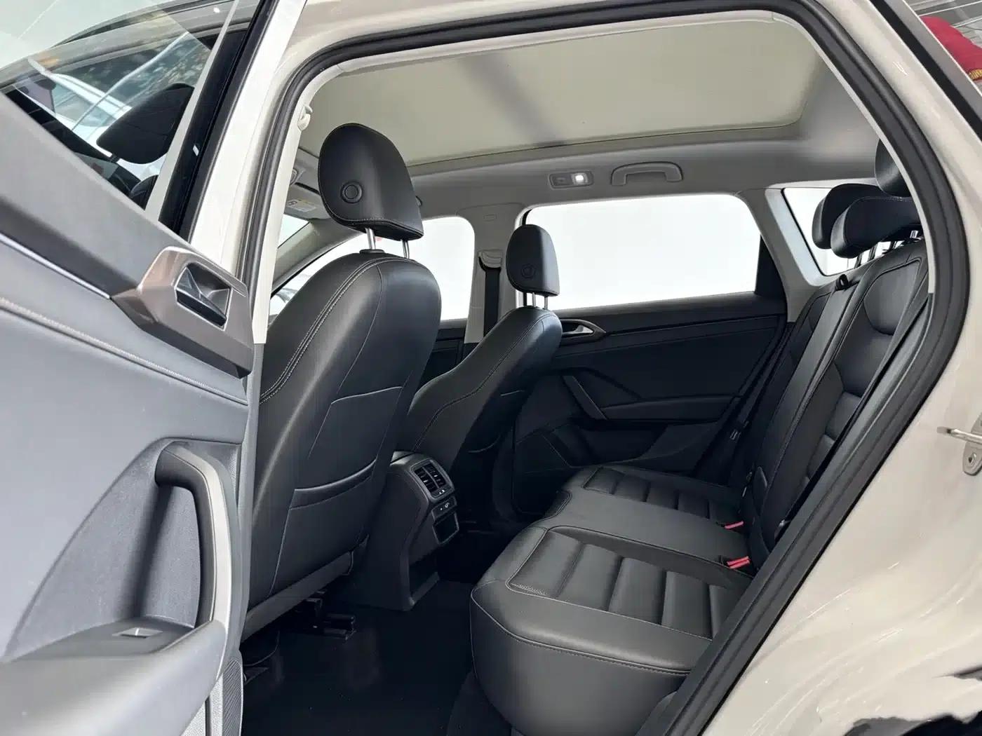 Tharu 2022 280TSI 2WD Luxury Edition — миниатюра 11