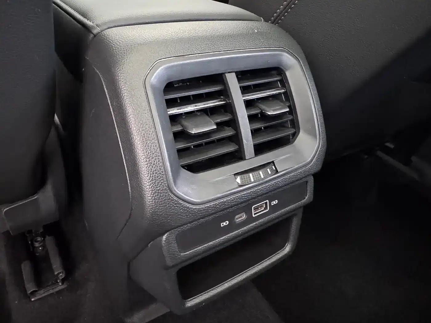 Tharu 2022 280TSI 2WD Luxury Edition — миниатюра 13