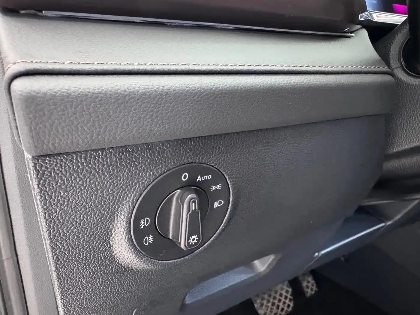 Tharu 2022 280TSI 2WD Luxury Edition — миниатюра 17