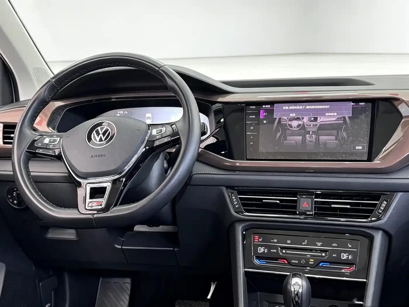 Tharu 2022 280TSI 2WD Luxury Edition — миниатюра 7