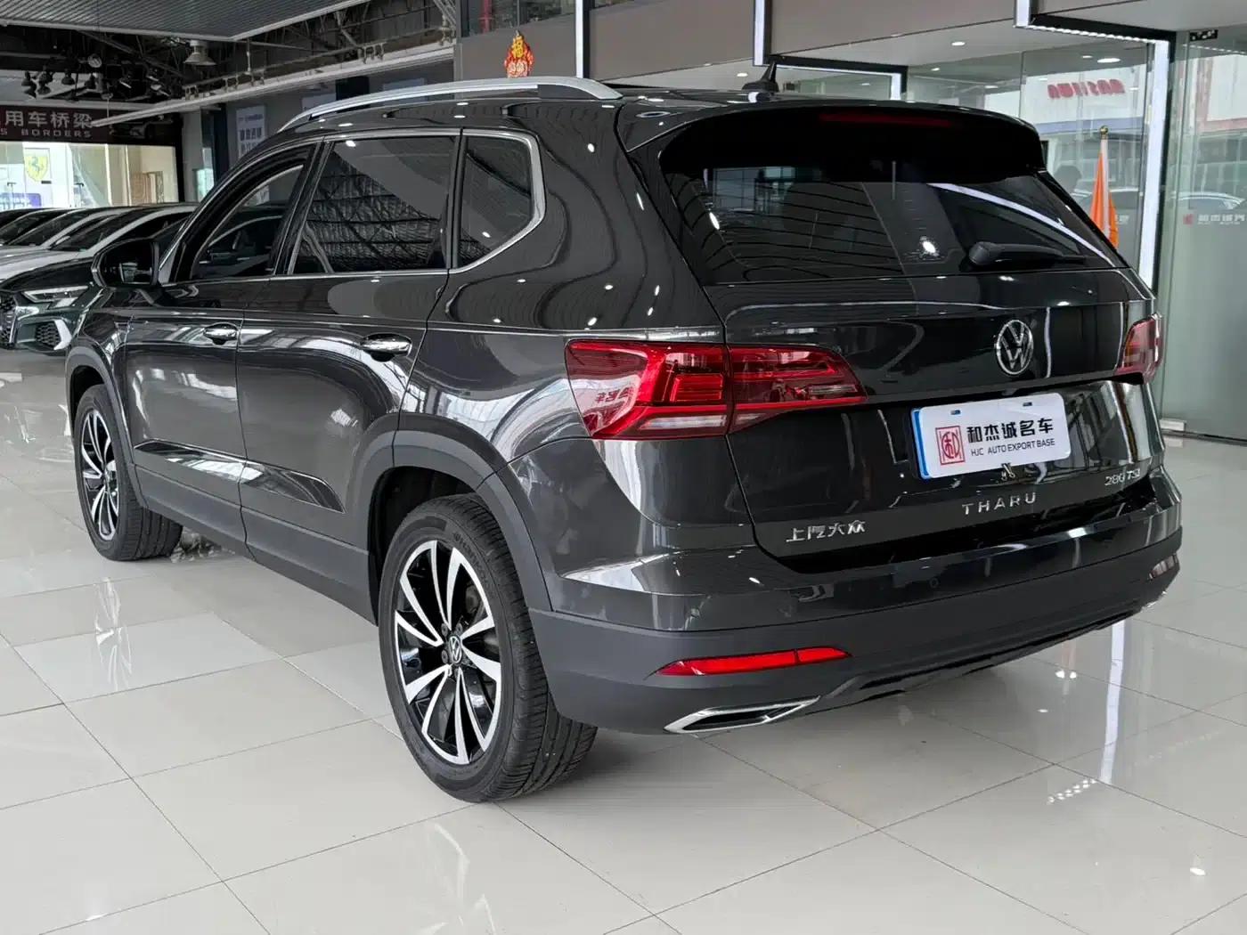 Tharu 2022 280TSI 2WD Luxury Edition — миниатюра 4