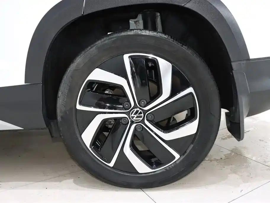 Tharu 2023 300TSI 2WD Full Moon Edition — миниатюра 20