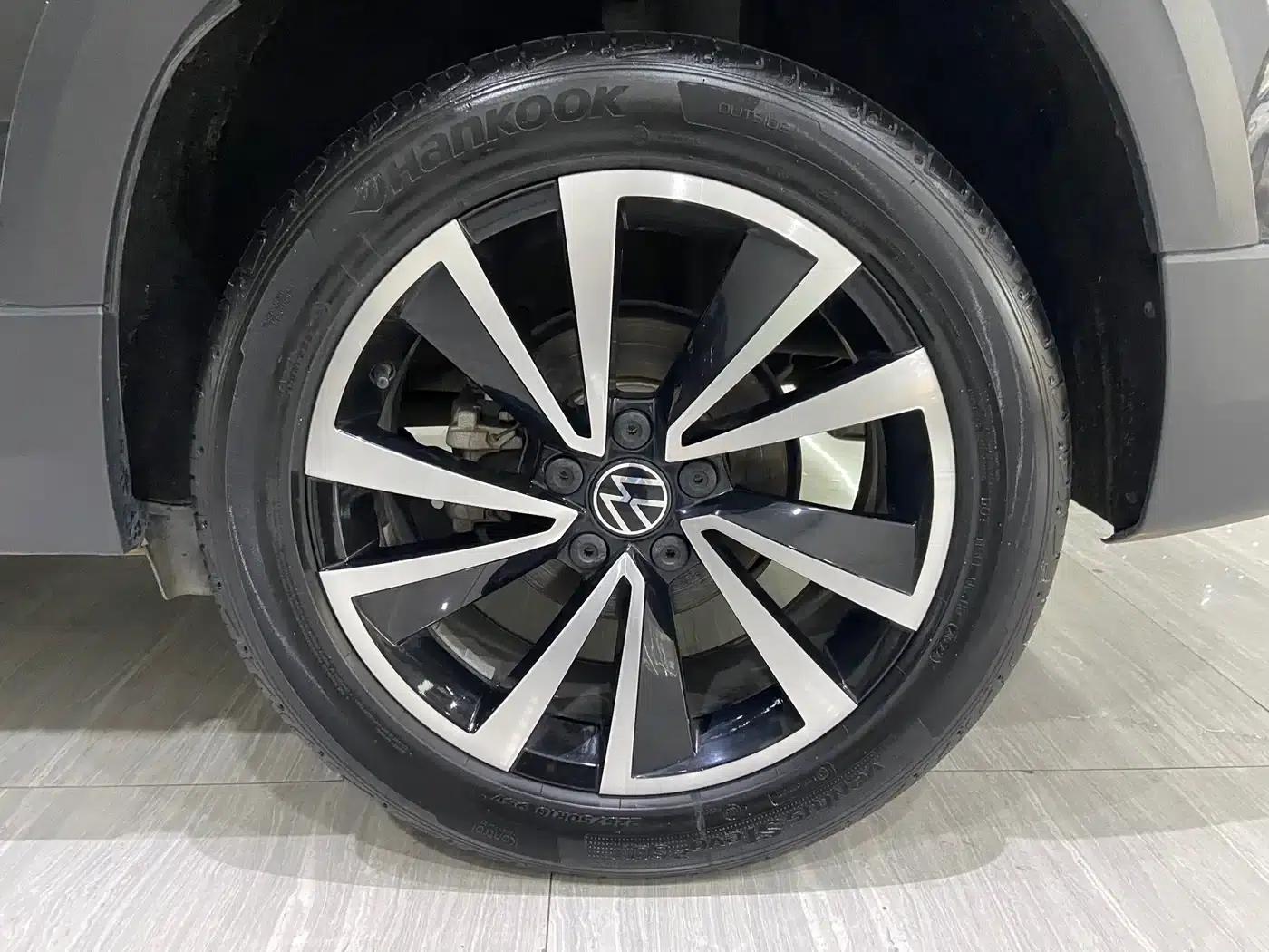 Tharu 2022 280TSI 2WD Luxury Edition — миниатюра 10