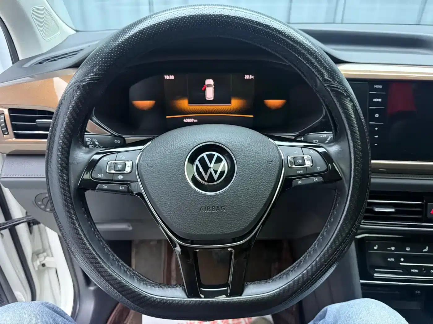Tharu 2022 280TSI 2WD Luxury Edition — миниатюра 12
