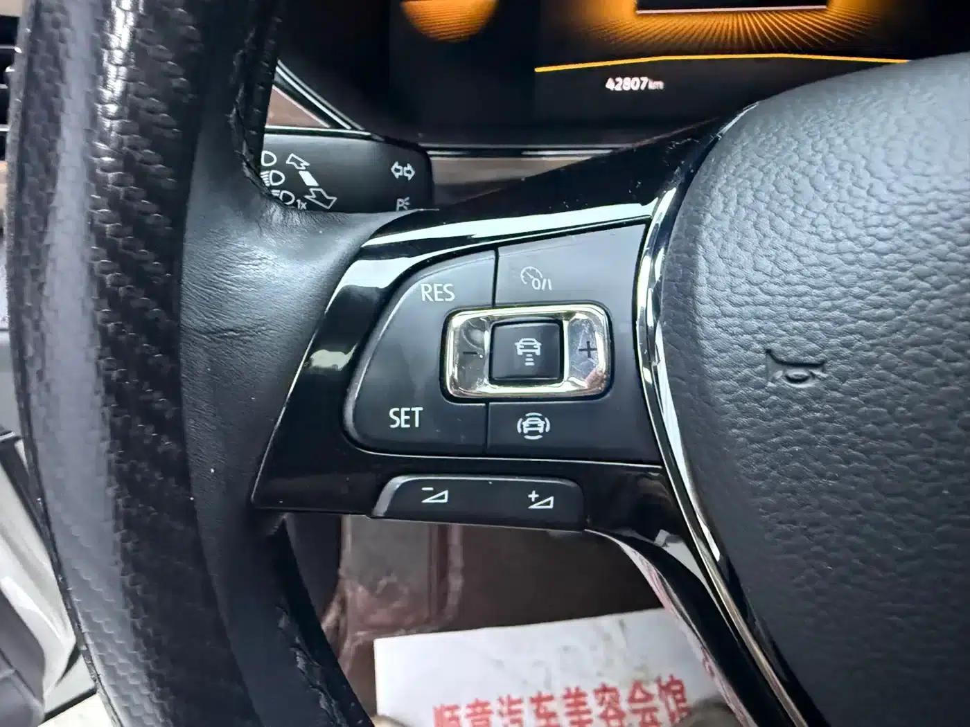 Tharu 2022 280TSI 2WD Luxury Edition — миниатюра 13
