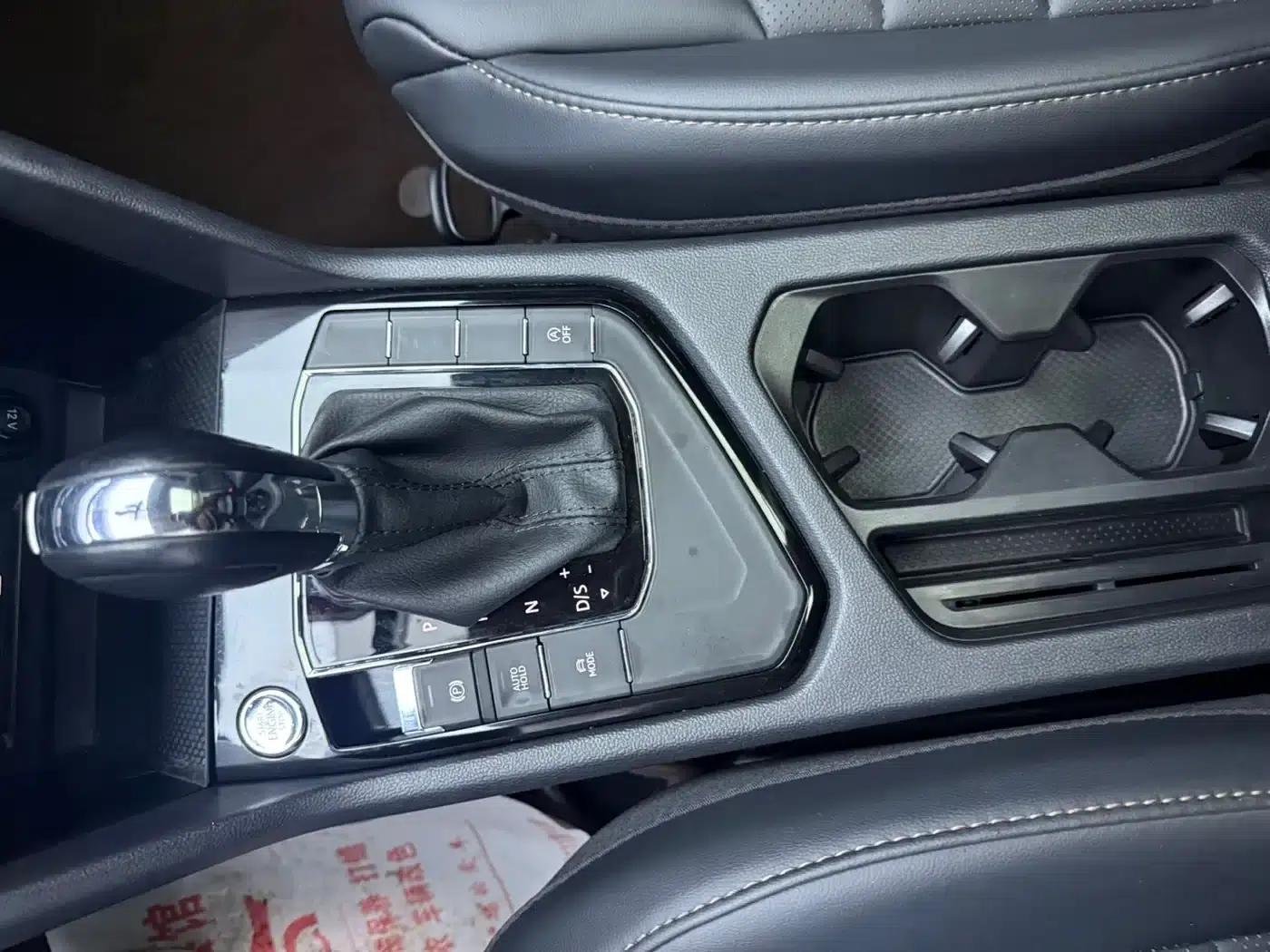 Tharu 2022 280TSI 2WD Luxury Edition — миниатюра 14