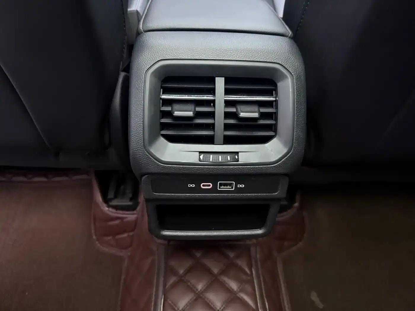 Tharu 2022 280TSI 2WD Luxury Edition — миниатюра 20