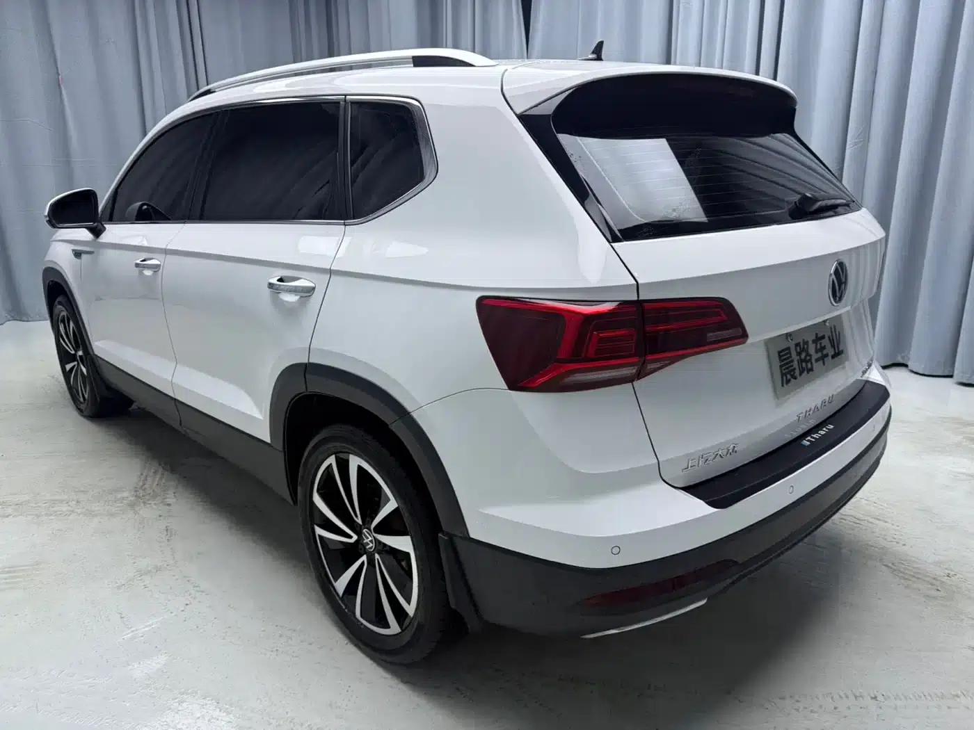 Tharu 2022 280TSI 2WD Luxury Edition — миниатюра 6