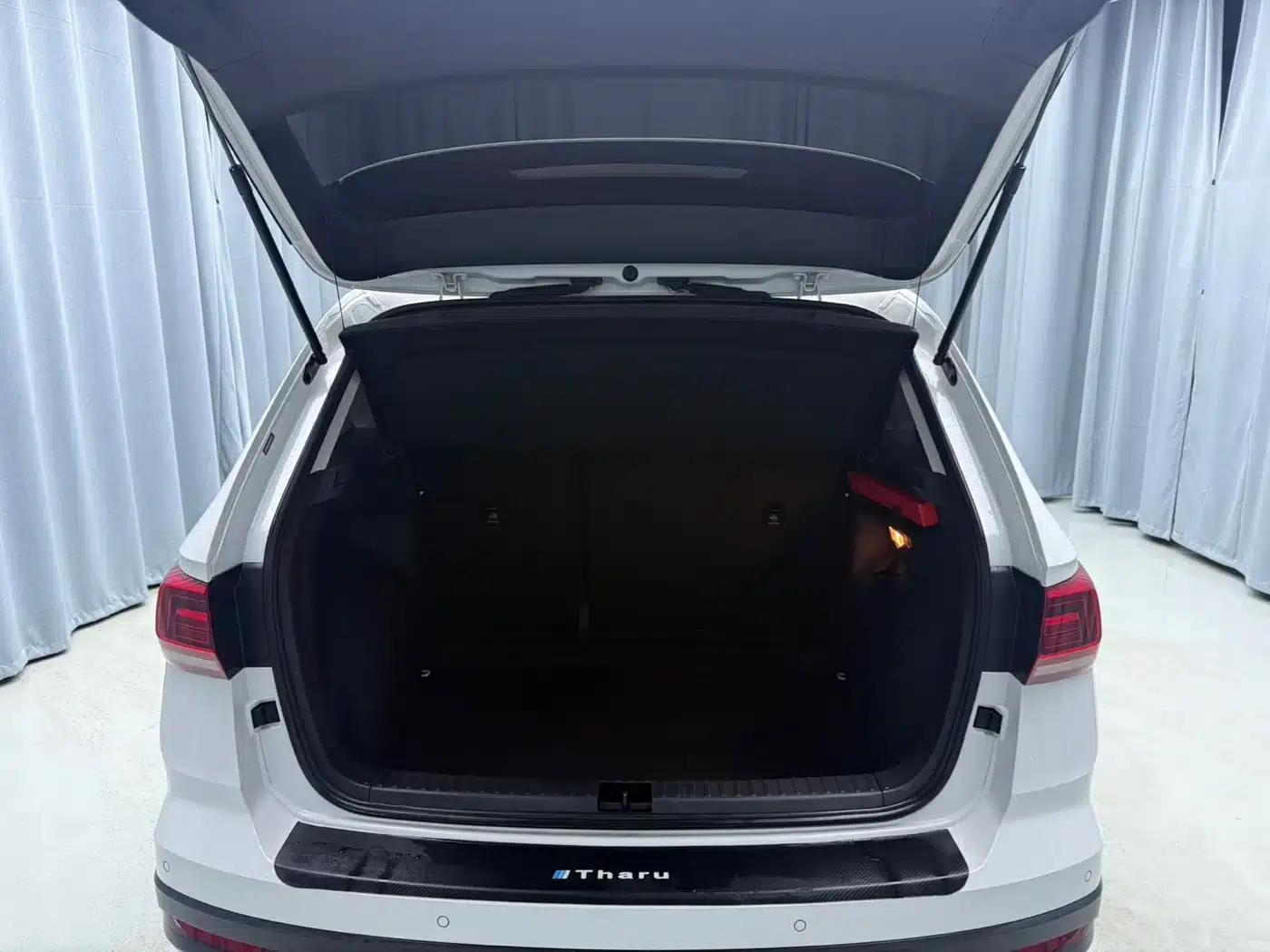 Tharu 2022 280TSI 2WD Luxury Edition — миниатюра 8