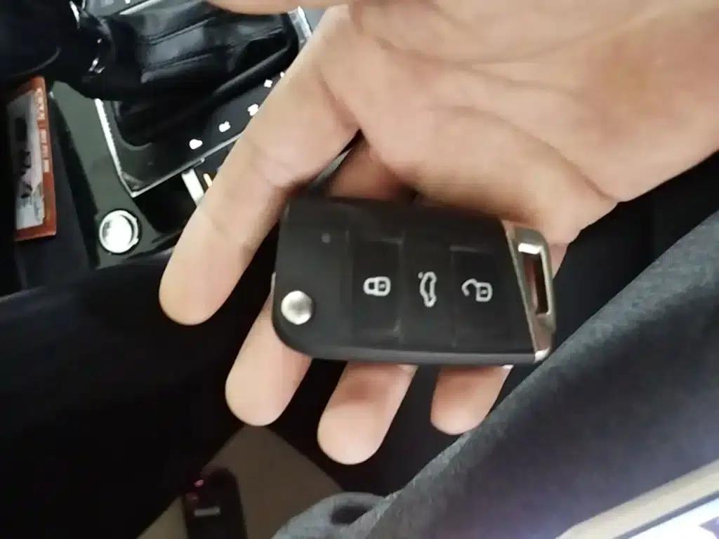 Tharu 2021 280TSI 2WD Luxury Edition — миниатюра 9