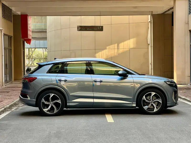 Audi Q4 e-tron 2024 Model 40 e-tron Trailblazer — миниатюра 6