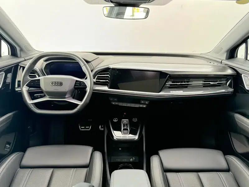 Audi Q4 e-tron 2024 Model 40 e-tron Trailblazer — миниатюра 8