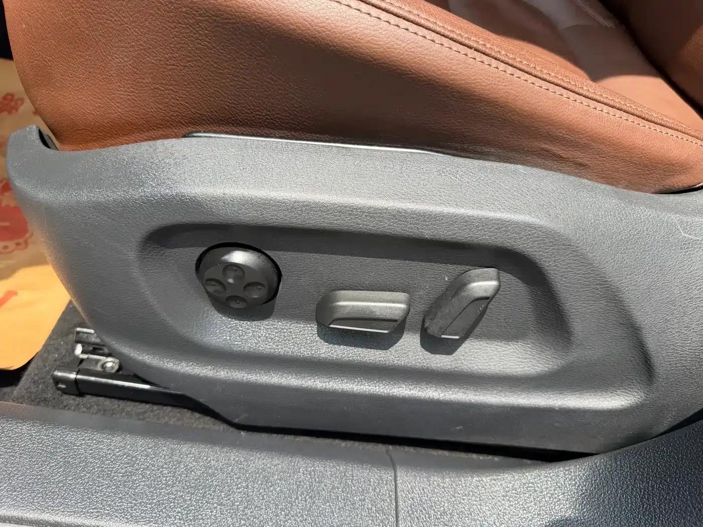 2015 Tiguan 2.0TSI Comfort Edition — миниатюра 8