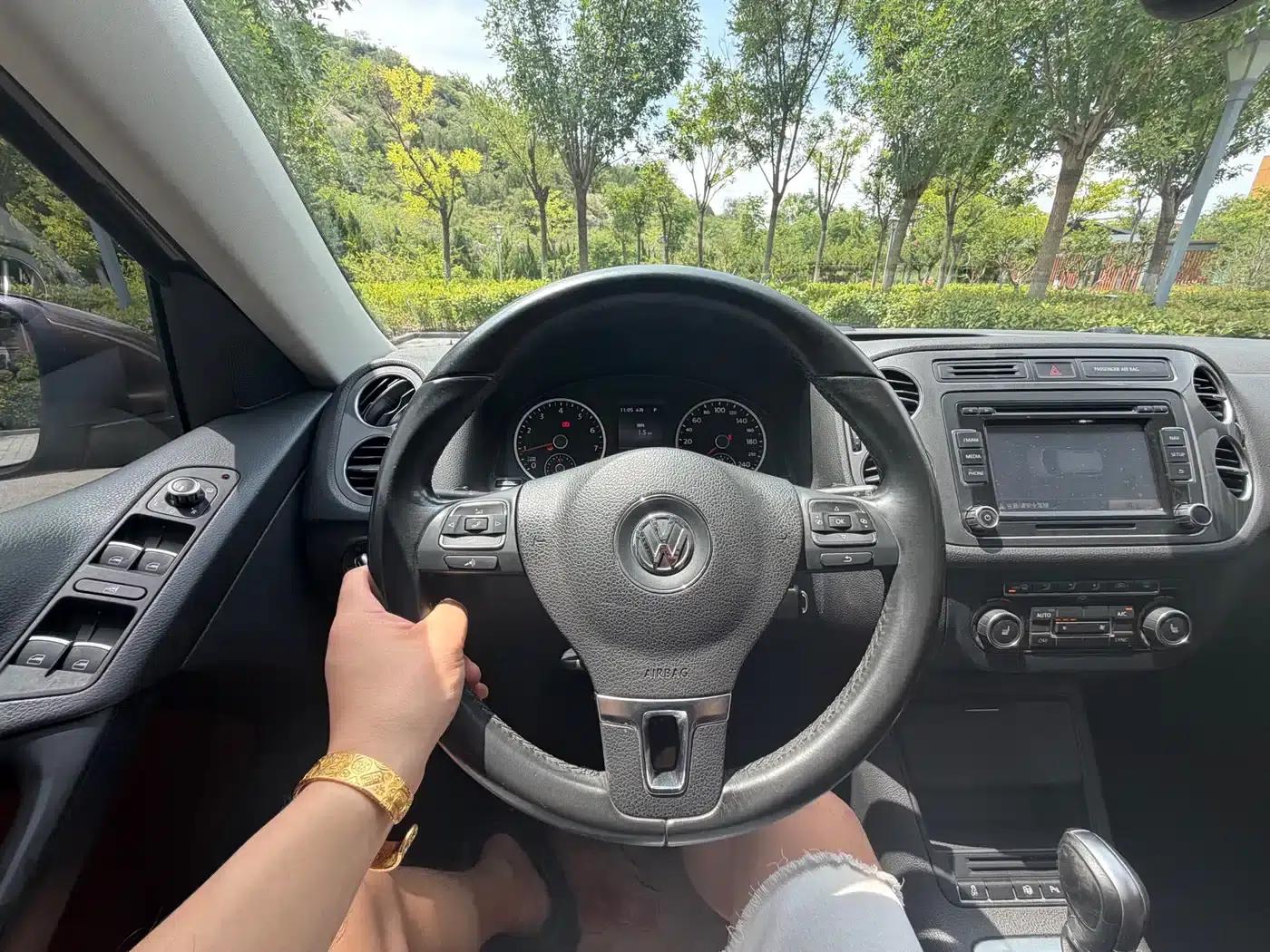 2015 Tiguan 2.0TSI Comfort Edition — миниатюра 10